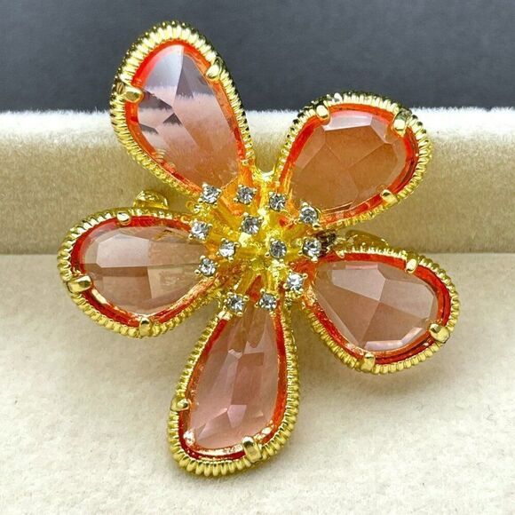 Yellow Gold with Pink Sapphire and White Diamond Crystal Flower Pin Back Brooch - Picture 6 of 8